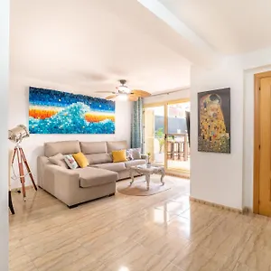 https://villa-oasis-torremolinos.hotelsinnerja.org